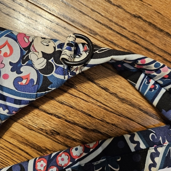Disney Vera Bradley sling bag Mickeys celebration - Picture 7 of 9